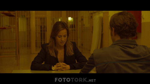 Offering-to-the-Storm---Firtina-Icin-Bir-Kurban-2020-1080p-NF-WEB-DL-x264-DDP5.1-DUAL-TR-SPA-TORK.mkv_snapshot_00.10.50.308.jpg