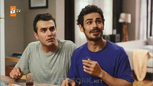 Gencligim.Eyvah.BL.07.WEBRip.720p.AC3.by.cideli37.TORK.mkv_snapshot_00.21.36.706.jpg