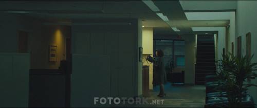 Dark.Waters.2019.BluRay.1080p.AC3.DUAL.TR-ENG.TORK.mkv_snapshot_00.04.21.067.jpg
