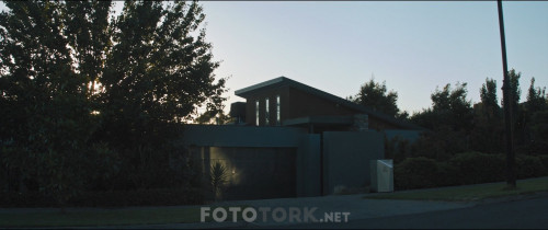 Upgrade.2018.BluRay.1080p.AC3.DUAL.TR-ENG.TORK.mkv_snapshot_01.09.13.251.jpg