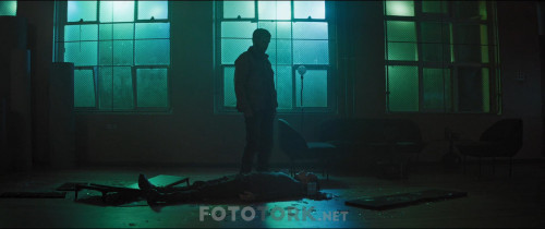 Upgrade.2018.BluRay.1080p.AC3.DUAL.TR-ENG.TORK.mkv_snapshot_01.25.07.077.jpg
