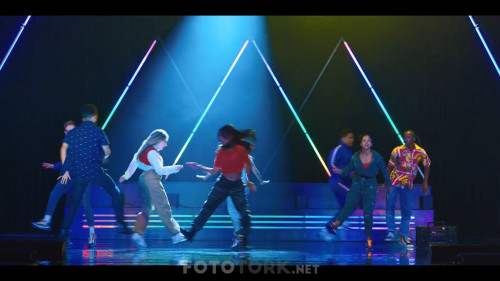 Work.It.2020.NF.1080p.WEB-DL.AC3.DUAL.TR-ENG.TORK.mkv_snapshot_01.21.28.048.jpg