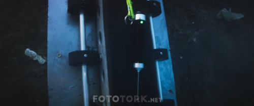 Mavi.Korku.3.Deep.Blue.Sea.3.2020.BluRay.1080p.AC3.DUAL.TR-ENG.TORK.mkv_snapshot_01.07.51.969.jpg