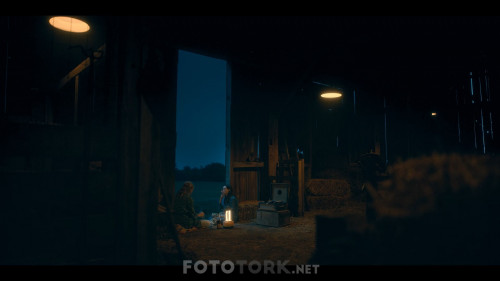 The.Umbrella.Academy.S02E01.1080p.NF.WEBRip.x264.DD5.1.DUAL.TR-ENG.TORK.mkv_snapshot_35.25.081.jpg