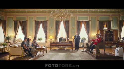 Baba.Parasi.2020.NF.1080p.WEB-DL.Sansursuz.AAC.TORK.mkv_snapshot_00.21.13.878.jpg