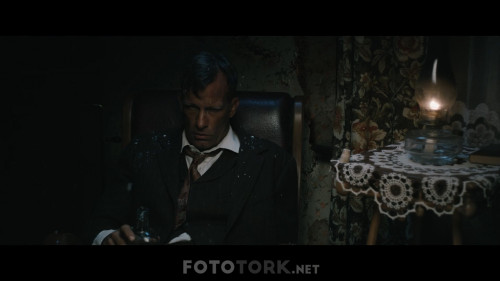 1922.2017.NF.1080p.WEB-DL.E.AC3.DD5.1.DUAL.TR-ENG.TORK.mkv_snapshot_01.26.19.625.jpg