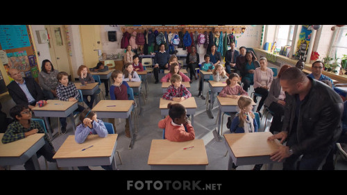 My.Spy.2020.NF.1080p.WEB-DL.DD5.1.E.AC3.DUAL.TR-ENG.TORK.mkv_snapshot_00.38.51.522.jpg