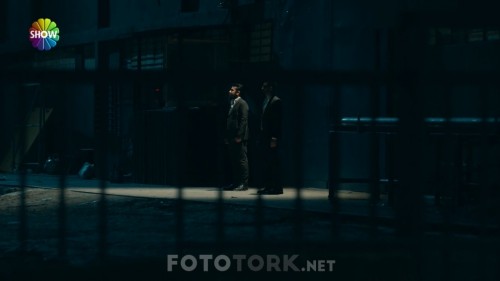 Cukur.BL.98.HDTvRip.720p.AC3.by.TheWelleTy.TORK.mkv_snapshot_01.01.31.290.jpg