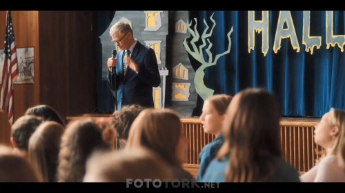 Hubie.Cadilar.Bayrami.Hubie.Halloween.2020.NF.1080p.WEB-DL.E.AC3.DDP5.1.DUAL.TR-ENG.TORK.mkv_snapshot_00.22.05.511.jpg