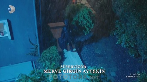 Sadakatsiz.BL.01.HDTvRip.720p.x264.AC3.TORK.mkv_snapshot_00.04.24.720.jpg