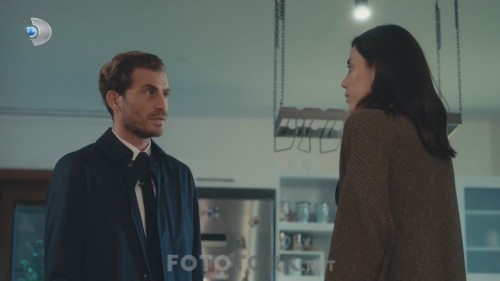 Sadakatsiz.BL.01.HDTvRip.720p.x264.AC3.TORK.mkv_snapshot_00.31.57.760.jpg
