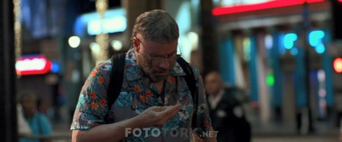 The.Fanatic.2019-BluRay.1080p.x264.AC3.DUAL.TR-ENG.TORK.mkv_snapshot_00.30.28.573.jpg
