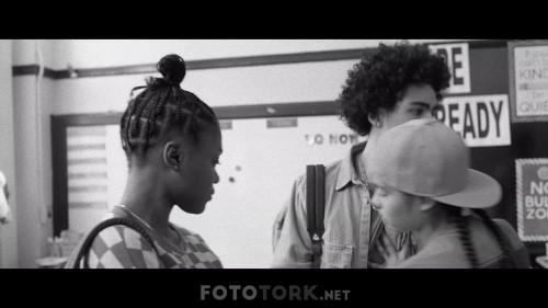 The.Forty.Year.Old.Version.2020.NF.1080p.WEBRip.DD.5.1.E.AC3.DUAL.TR-ENG.TORK.mkv_snapshot_01.41.24.000.jpg