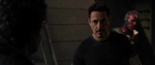 Avengers.Age.of.Ultron.2015.2160p.UHD.10bit.HDR.BluRay.DUAL.THDAC3AC3.7.1.Atmos.x265.TORK.mkv_snapshot_01.37.19.208.jpg