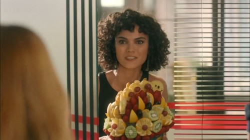 Menajerimi.Ara.BL.09.WEBRip.720p.AC3.by.cideli37.TORK.mkv_snapshot_00.25.38.184.jpg