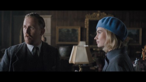 Rebecca.2020.NF.1080p.WEB-DL.E.AC3.DUAL.TR-ENG.TORK.mkv_snapshot_00.28.41.520.jpg