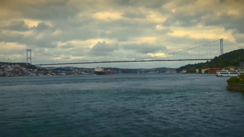 Bir.Annenin.Gunahi.BL.02.WEBRip.720p.AC3.by.cideli37.TORK.mkv_snapshot_01.43.12.588.jpg