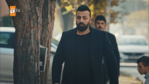 Eskiya.Dunyaya.Hukumdar.Olmaz.BL.175.WEBRRip.720.AC3.by.cideli37.TORK.mkv_snapshot_01.43.25.643.jpg