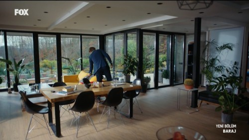 Baraj.BL.20.HDTvRip.720p.AC3.by.TheWelleTy.TORK.mkv_snapshot_01.43.43.220.jpg