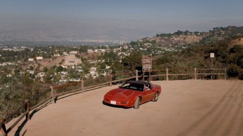 S01.E01-Cobra-Kai---Bas-Dejenere.mkv_snapshot_07.19.033.jpg