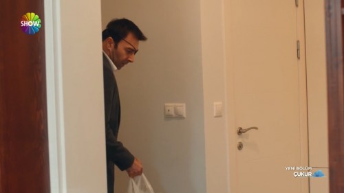 Cukur.BL.110.HDTvRip.720p.AC3.by.TheWelleTy.TORK.mkv_snapshot_01.25.41.161.jpg