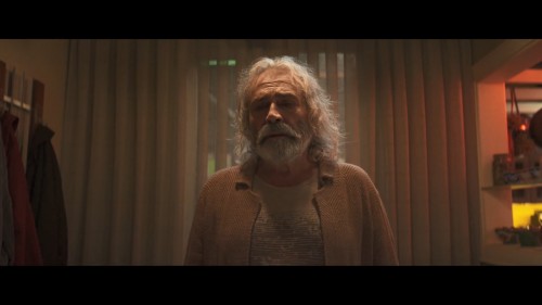 Azizler.2021.NF.1080p.WEB-DL.Sansursuz.E.AC3.DD5.1.Yerli.TORK.mkv_snapshot_00.25.22.241.jpg