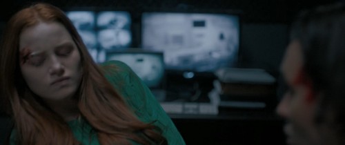 Sightless.2020.NF.1080p.WEBRip.x264.E.AC3.DUAL.TR-ENG.TORK.mkv_snapshot_01.18.57.002.jpg