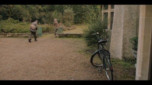 The.Dig.2021.NF.1080p.WEB-DL.x264.DDP5.1.E.AC3.DUAL.TR-ENG.TORK.mkv_snapshot_00.02.13.184.jpg
