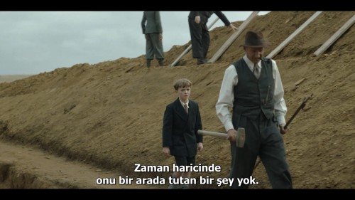 The.Dig.2021.NF.1080p.WEB-DL.x264.DDP5.1.E.AC3.DUAL.TR-ENG.TORK.mkv_snapshot_01.27.46.671.jpg