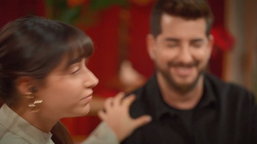 Zeynep.Bastik.ve.Konuklari.BL.04.EXXEN.1080p.WebRip.x264.AC3.TORK.mkv_snapshot_28.12.755.jpg
