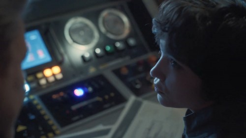 Snowpiercer.2021.NF.S02.E03.1080p.WEB-DL.AC3.DD5.1.DUAL.TR-ENG.TORK.mkv_snapshot_33.03.936.jpg