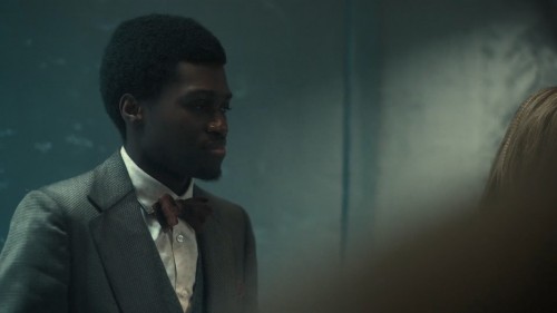 Snowpiercer.2021.NF.S02.E04.1080p.WEB-DL.AC3.DD5.1.DUAL.TR-ENG.TORK.mkv_snapshot_19.50.149.jpg
