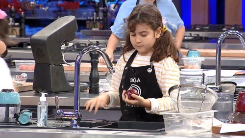 Masterchef.Junior.BL.09.EXXEN.1080p.WebRip.x264.AC3.TORK.mkv_snapshot_00.41.23.273.jpg