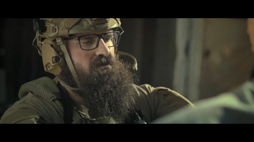 Nobetci.Sentinelle.2021.NF.1080p.WEB-DL.DD5.1-E.AC3-DUAL.TR-ENG.TORK.mkv_snapshot_00.06.18.298.jpg