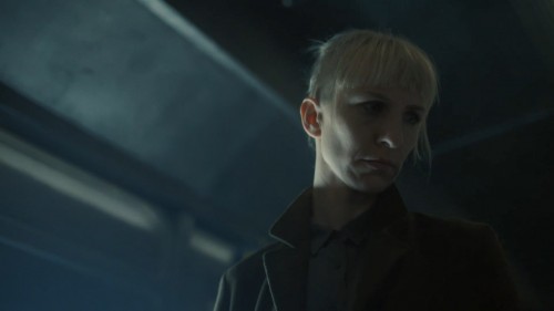 Snowpiercer.2021.NF.S02.E07.1080p.WEB-DL.AC3.DD5.1.DUAL.TR-ENG.TORK.mkv_snapshot_00.24.616.jpg