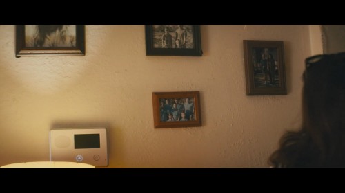Olumcul.Masumiyet.2021.NF.1080p.WEB-DL.DD5.1-E.AC3-DUAL.TR-ENG.TORK.mkv_snapshot_01.33.11.959.jpg