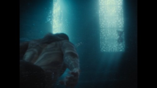 Adalet.Birligi.Zack.Snyders.Justice.League.2021.720p.WEBRip.x264.AC3.DUAL.TR-ENG.TORK.mkv_snapshot_01.47.03.393.jpg
