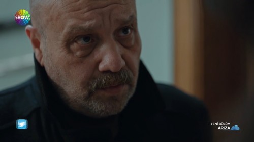 Ariza.BL.28.720p.HDTV.x264.AC3.TORK.mkv_snapshot_00.33.14.410.jpg