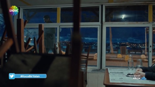 Ariza.BL.28.720p.HDTV.x264.AC3.TORK.mkv_snapshot_01.39.29.210.jpg