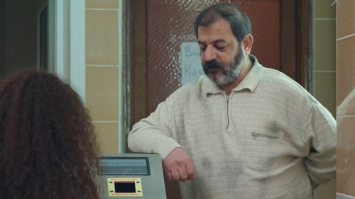 Bir.Yeralti.Sit-Comu.BL.03.EXXEN.1080p.WebRip.x264.AC3.TORK.mkv_snapshot_16.37.000.jpg
