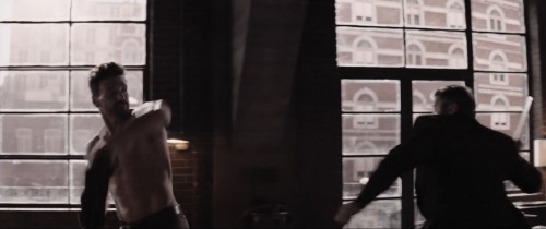 Boss.Level.2021.BluRay.1080p.x264.AC3.DUAL.TR-ENG.TORK.mkv_snapshot_00.01.46.071.jpg