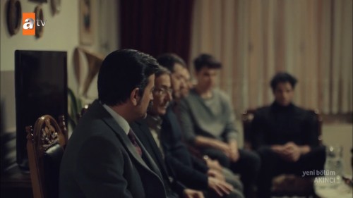 Akinci.BL.14.HDTvRip.720p.AC3.by.TheWelleTy.TORK.mkv_snapshot_01.42.05.320.jpg