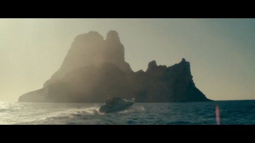 Sinir.Yok.Hasta.el.cielo.2020.NF.720p.WEB-DL.DD5.1-E.AC3.DUAL.TR-ENG.TORK.mkv_snapshot_00.27.43.116.jpg