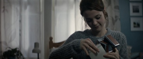Polaroid.2019.720p.BluRay.DUAL.DTSAC3.x264.TORK.mkv_snapshot_00.13.37.458.jpg