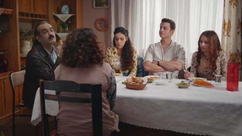 Bir.Yeralti.Sit-Comu.BL.04.EXXEN.1080p.WebRip.x264.AC3.TORK.mkv_snapshot_10.14.770.jpg