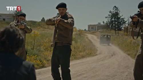 Bir.Zamanlar.Kibris.BL.05.WEBRip.720p.AC3.by.cideli37.TORK.mkv_snapshot_00.58.34.876.jpg