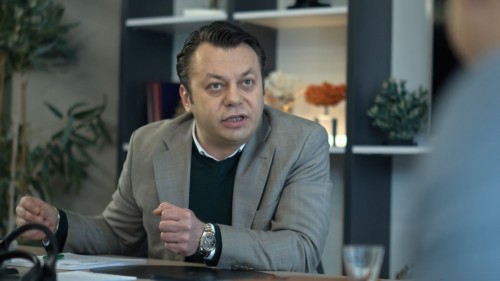 Ilginc.Bazi.Olaylar.S01E04.WebRip.1080p.x264.AAC.TORK.mkv_snapshot_05.16.171.jpg