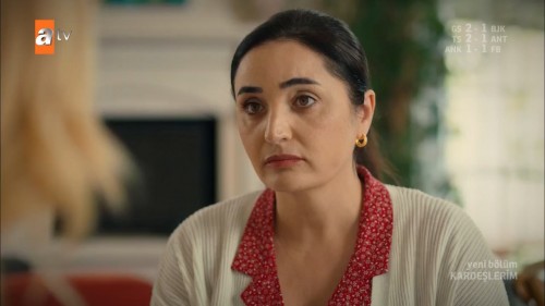 Kardeslerim.BL.12.HDTvRip.720p.AC3.by.cideli37.TORK.mkv_snapshot_00.54.48.495.jpg