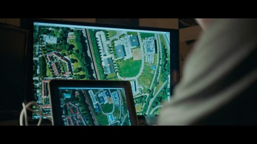 Ve.Yarin.Tum.Dunya.2021.NF.720p.WEB-DL.DD5.1-E.AC3.DUAL.TR-ENG.TORK.mkv_snapshot_00.22.43.417.jpg