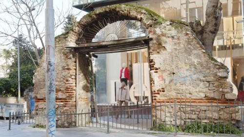 Cadde.Cadde.Istanbul.BL.06.Kadikoy.EXXEN.1080p.WebRip.x264.AAC.TORK.mkv_snapshot_00.23.336.jpg